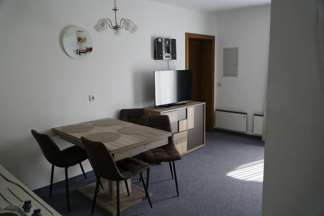 פאק אם סי Pension-Ferienwohnung Rotar מראה חיצוני תמונה