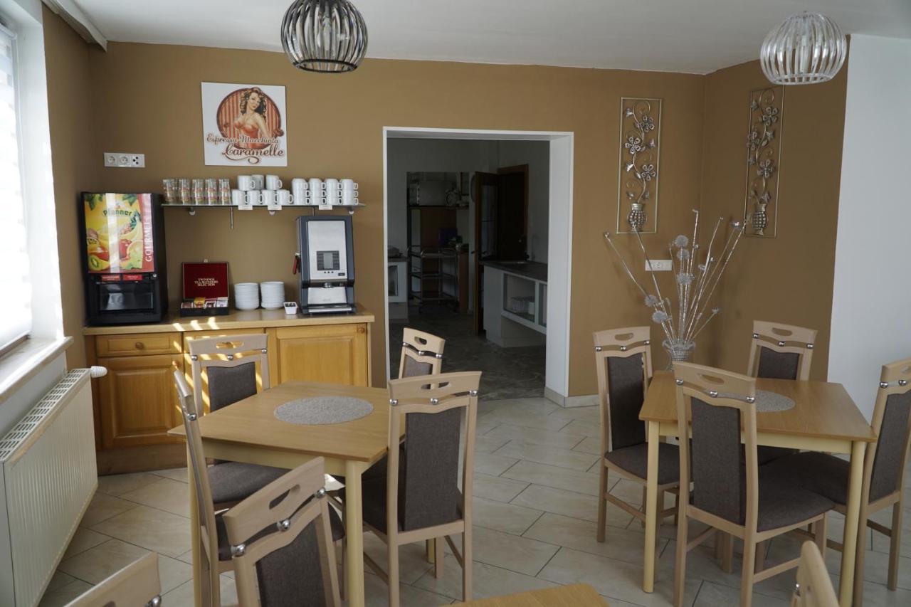 פאק אם סי Pension-Ferienwohnung Rotar מראה חיצוני תמונה