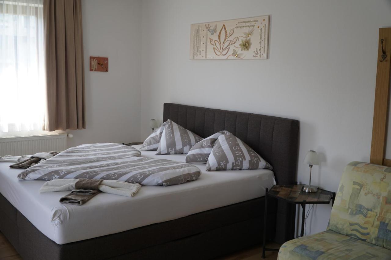 פאק אם סי Pension-Ferienwohnung Rotar מראה חיצוני תמונה